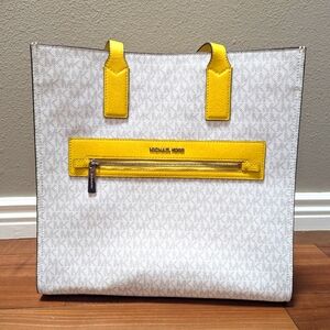 Michael Kors Kenly Large Tote